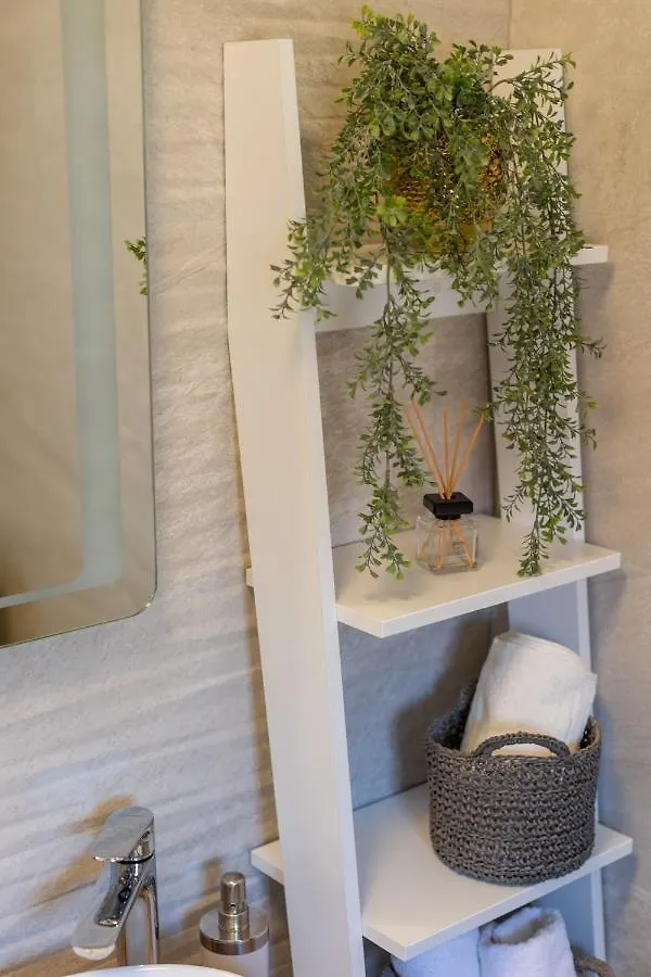 Apartman Sisters - Free Parking Trogir 0*,