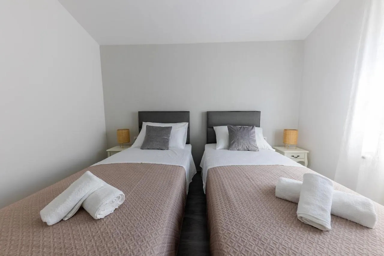 Apartment Apartman Sisters - Free Parking Trogir