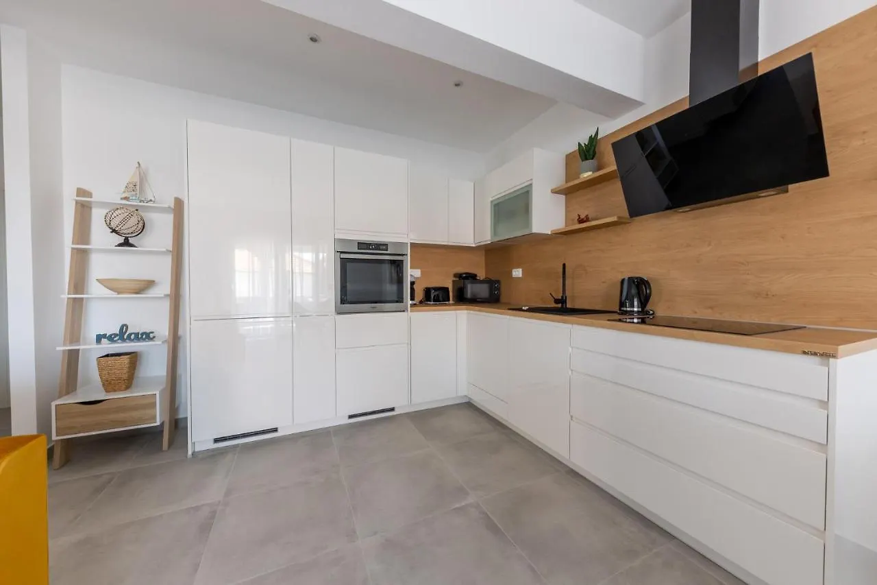 Apartment Apartman Sisters - Free Parking Trogir