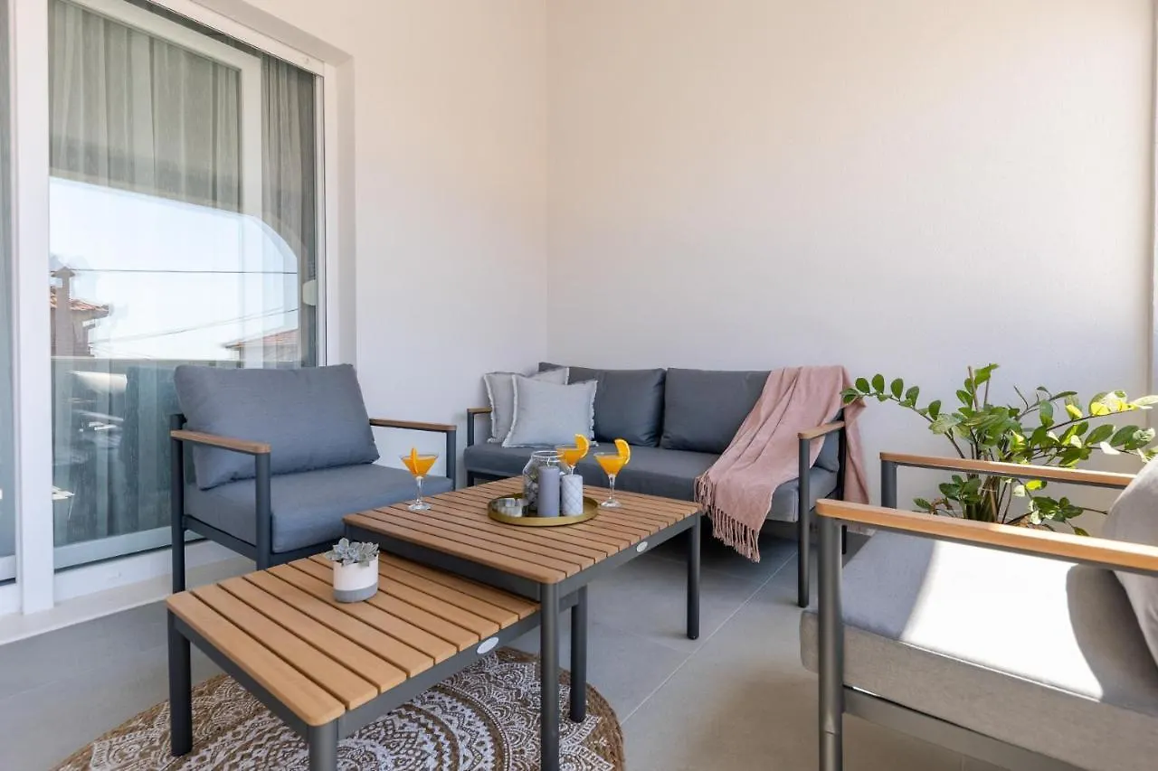 Apartment Apartman Sisters - Free Parking Trogir
