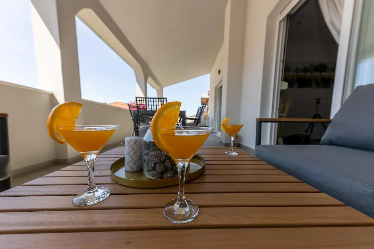 Apartment Apartman Sisters - Free Parking Trogir Croatia