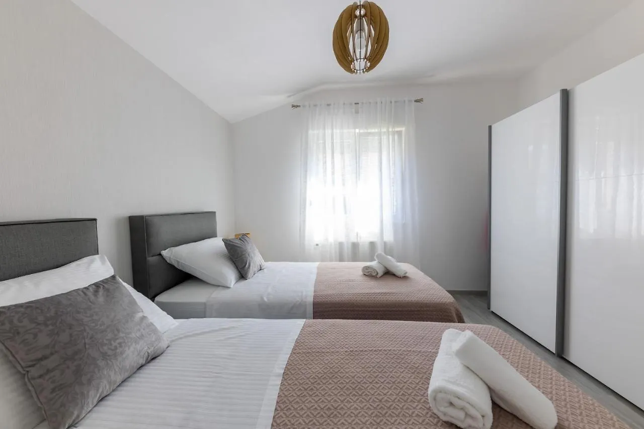 Apartman Sisters - Free Parking Trogir