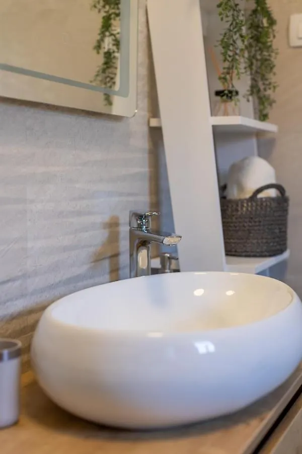 Apartman Sisters - Free Parking Trogir Apartment